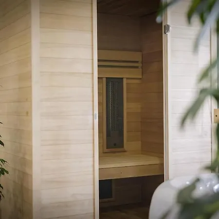 Harmonia House With Jacuzzi And Private Sauna Дом отдыха